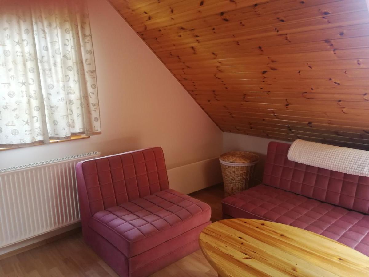 Bottyahat Guesthouse Rezi Buitenkant foto