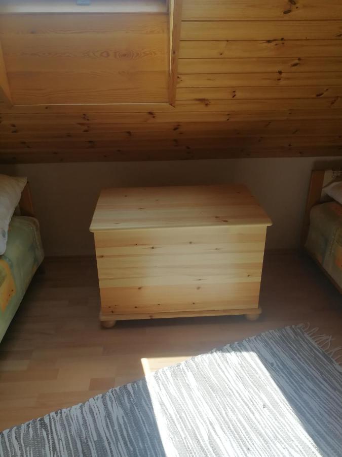 Bottyahat Guesthouse Rezi Buitenkant foto